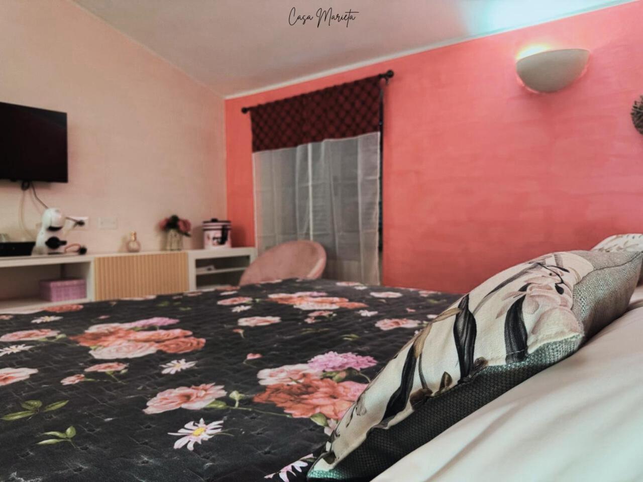 Marieta Rooms Sarzana Exteriér fotografie